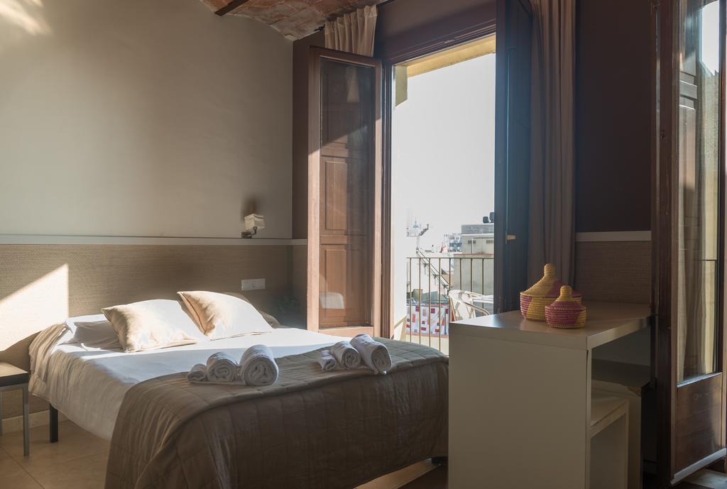 Apartments Hhb Barcelona Luaran gambar